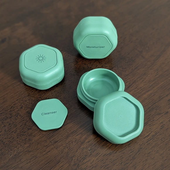 Cadence | Travel Skincare Set - Picture 2 of 7